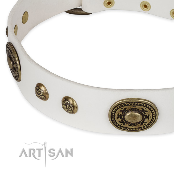 Easy adjustable full grain natural leather collar for your beautiful pet