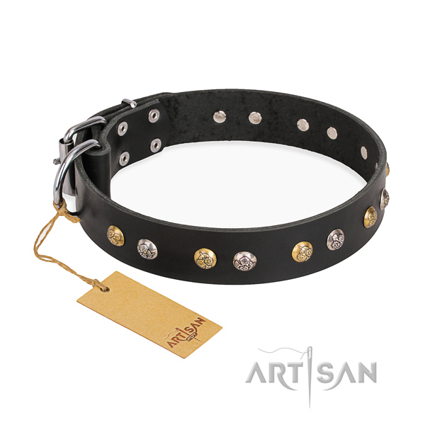 Comfortable wearing exquisite dog collar with corrosion resistant hardware