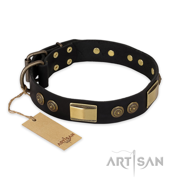 Stylish natural genuine leather dog collar for easy wearing