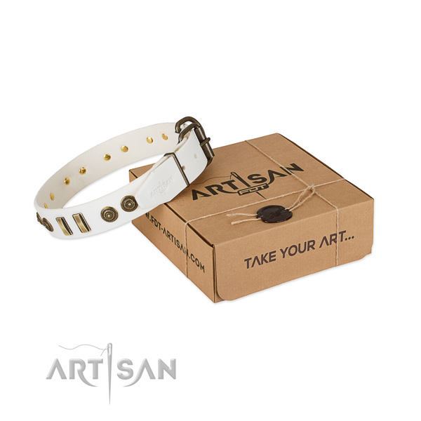 Strong D-ring on full grain leather dog collar for your dog