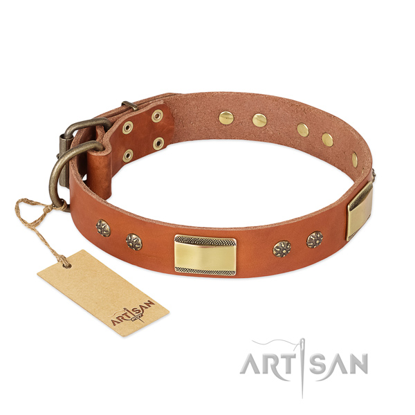 Convenient full grain genuine leather collar for your doggie