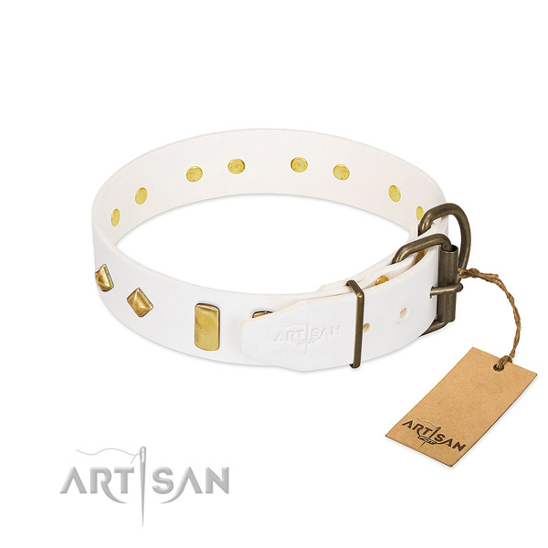 Best quality genuine leather dog collar with durable buckle